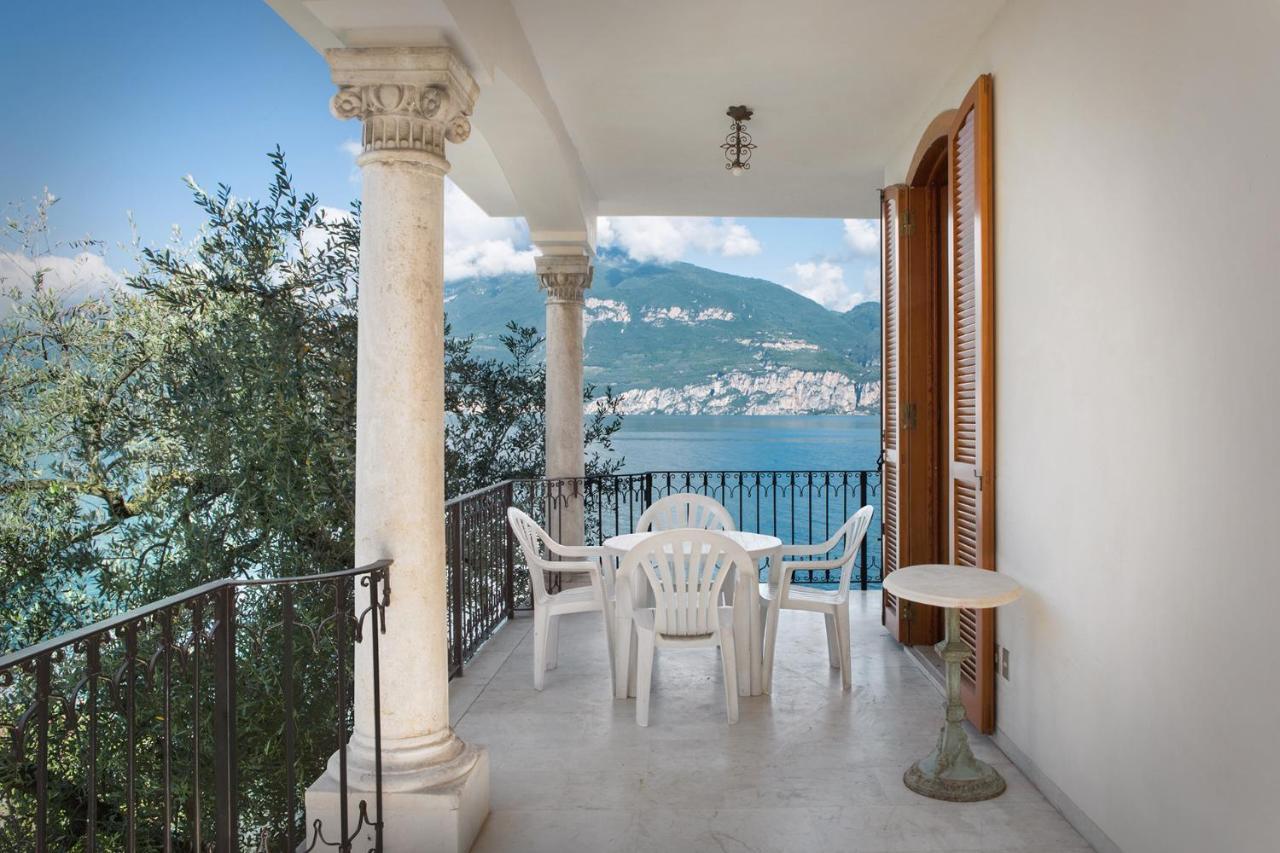 Villa Francesca-Grande Appartamento In Riva Al Lago ブレンゾーネ エクステリア 写真